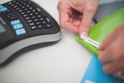 Dymo LM 210D Masaüstü Etiketleme Makinesi - 3